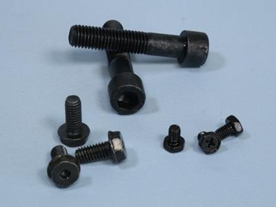 Cold heading screw